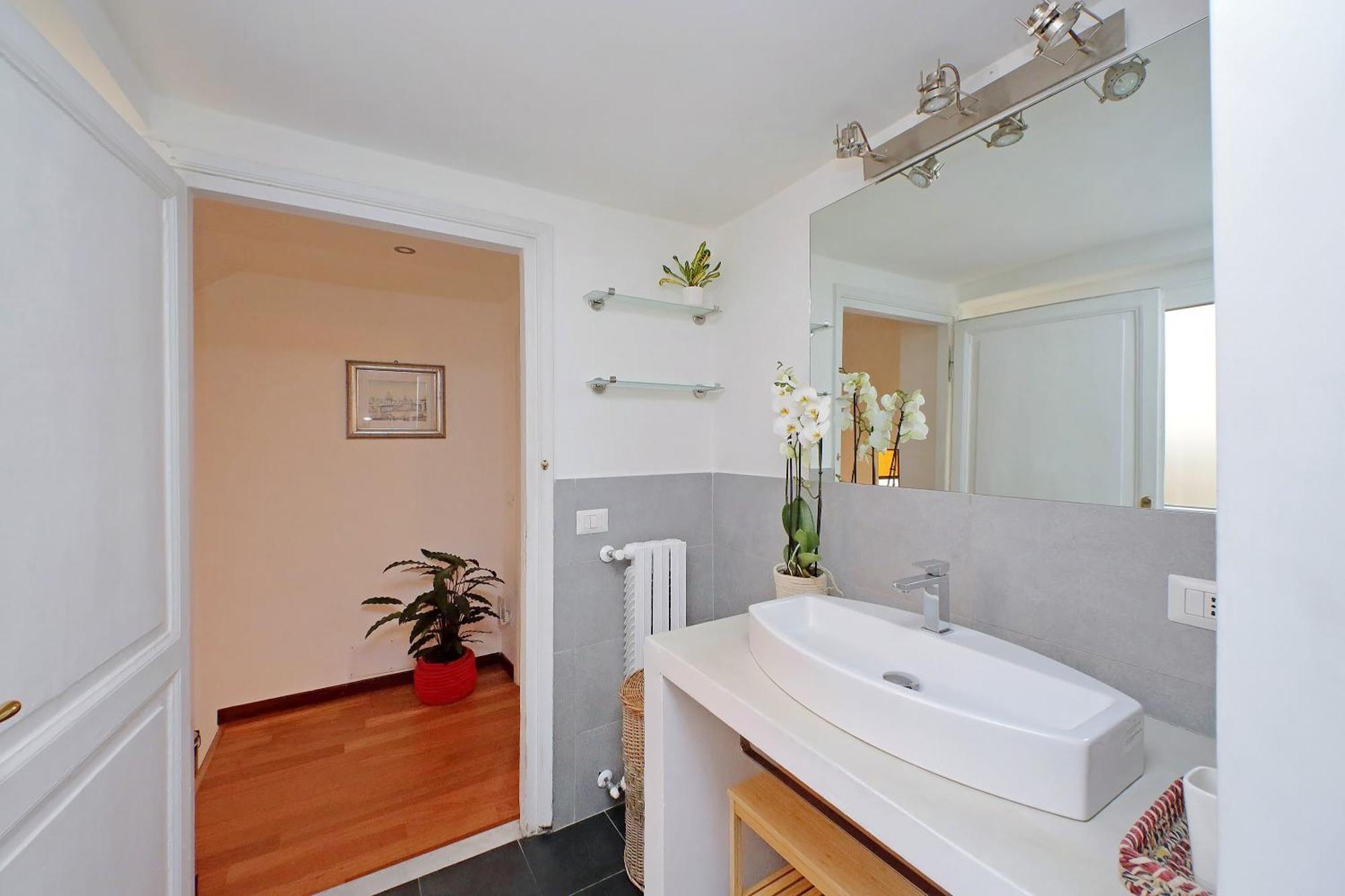 Appartement Campo Dei Fiori Con Terrazzo